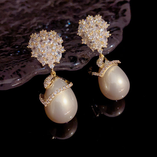 Temperament light luxury champagne color pearl zircon earrings for women shining style retro high sense earrings