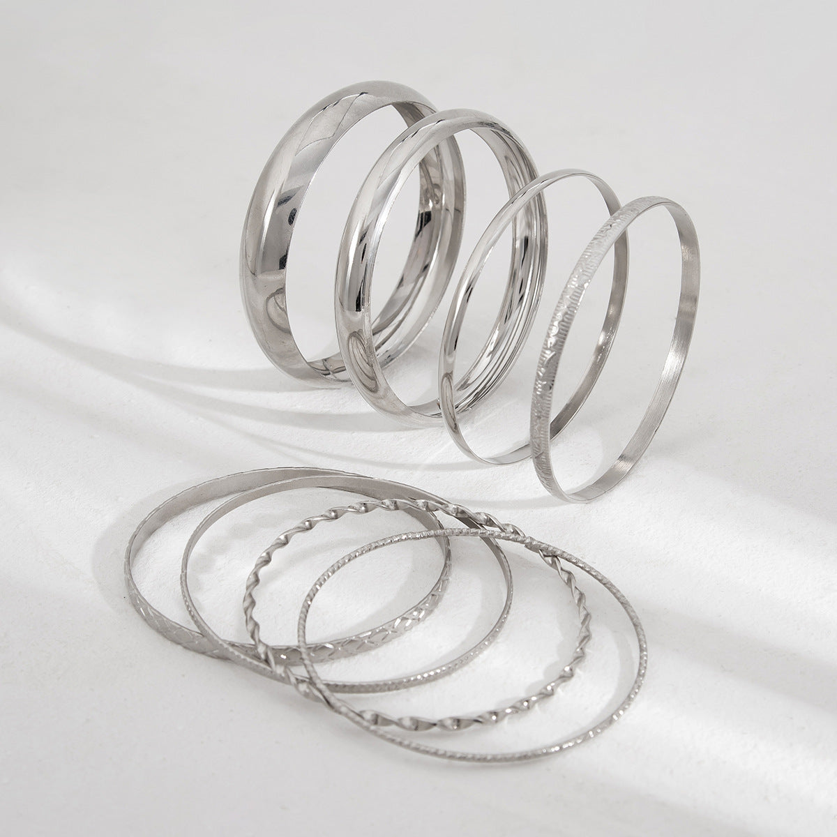 Fashion curved smooth twist bracelet simple geometric metal bracelet set